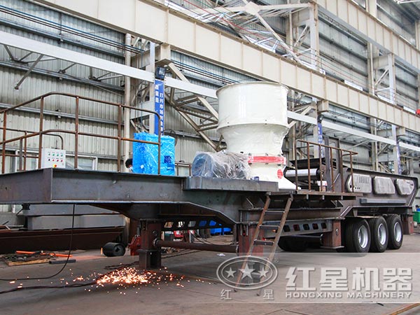 紅星車(chē)載移動(dòng)碎石機(jī)生產(chǎn)車(chē)間