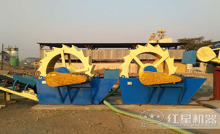 洗砂機現場作業(yè)圖 洗砂機現場作業(yè)圖